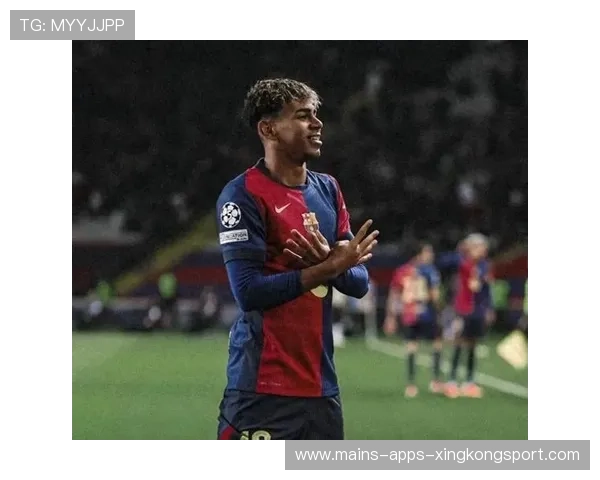 西甲巴萨中路精妙穿透，锋线再次奏响进球序章